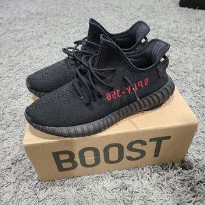 Adidas Yeezy Boost 350 v2 Bred